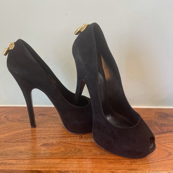 Authentic suede Louis Vuitton platform heals. - Picture 3 of 5